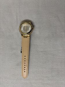 🆕Round Stone Studded with Leather Strap Watch