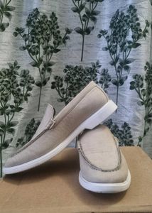 cream-coloured Loafers men