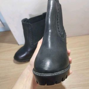 Stylish Black Heeled Boots ✨