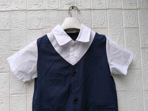 New with tag Chic Navy Blue Vest Top