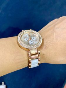 Elegant White Gold Watch with Crystal Accents