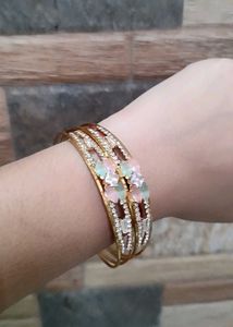 Fancy Gold Plated Women Bracelet Bangles