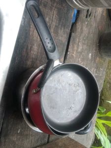 Set of 3 Non-Stick Pans &amp; Saucepan