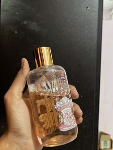Nykaa Wanderlust Dreaming of Paris Shower Gel