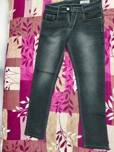 Men's Grey Washed Denim Jeans