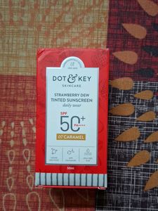 Dot & Key Strawberry Dew Tinted Sunscreen