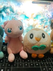 4 pokemon keychain set
