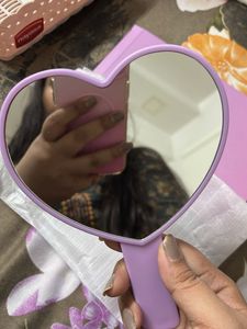 Huda Beauty Heart Mirror