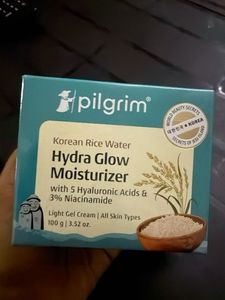 Pilgrim Hydra Glow Moisturizer