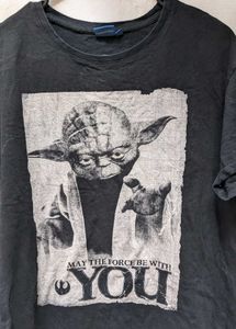 Star Wars Yoda Graphic T-Shirt 👕