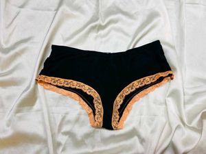 🇳🇿💫🎀Lace Trim Black Briefs