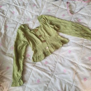 pretty crop top ✨️