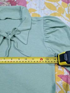 Cute Green Tie-Front Crop Top