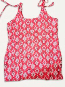 Vibrant Pink & White printed kurti 🩷