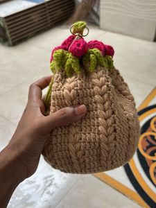 crochet flower potli bag