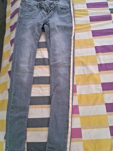 Women's Grey Slim Fit Jeans