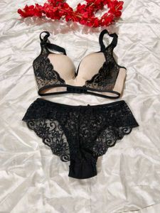 Lace Bra & Panty Set