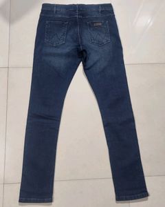 Trendy Men's Wrangler Jeans