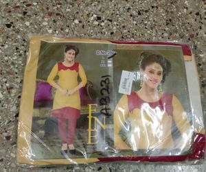 Catalogue Piece Brand New S Size 3/4 Sleeves Offic