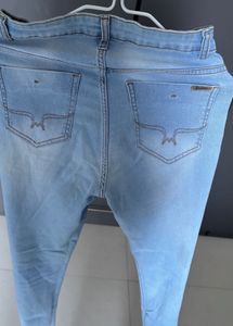 Roadster Light Wash Jeans