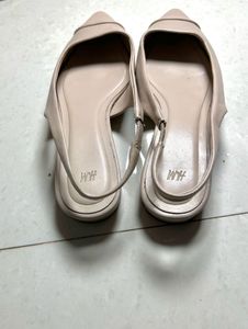 H&amp;M Nude Pointed Toe Slingback Flats | Worn Once