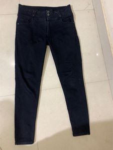 skinny black jeans