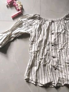 Striped Off-Shoulder Top۶ৎ