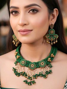 Emerald Green Floral Jewelry Set