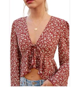 Floral Tie-Front Peplum Top