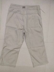 Imported Old Navy Relaxed Capri