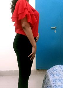 Beautiful Red Top 😍 Both Jegging And Top