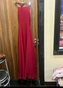kkPrice Reduction. SEXY SHEIN RED BACLESS GOWN/ DR