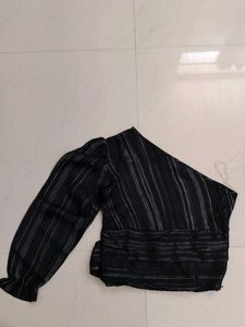 Stylish One-Shoulder Striped Top