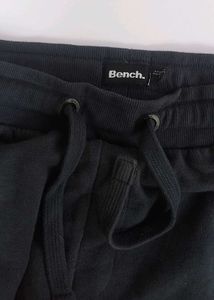 Bench Joggers with Logo Detail