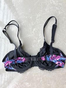 Enamor underwired Bra size 32B