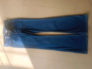 H&amp;M Women Flared Low Jeans