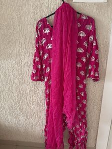 Vibrant Pink Kurta Set with Silver Print