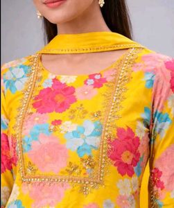 Combo Embroidered Kurta Set