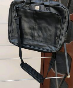 HP Laptop Backpack With Shoulder Strap