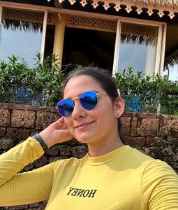Round Blue Mirror Sunglasses