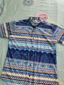 Men's Blue Geometric Print Short Sleeve Shirt