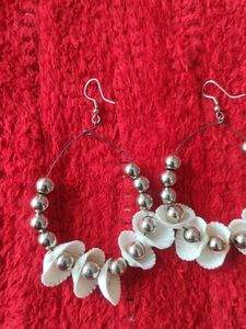 COMBO EARRINGS 🐚✨Set Of 3  🤍♥️💛 +1💗