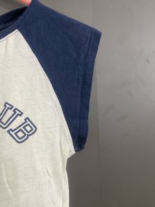 H&amp;M Sport Club Graphic Crop Top
