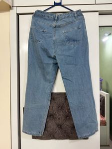 Light Wash Ripped Wide Leg Jeans