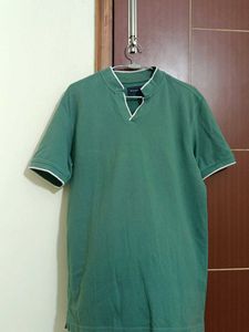 green polo t shirt