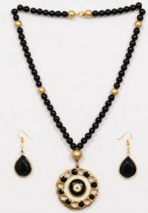 🆕Beautiful handmade beads jewelry.         jewelry, necklace, choker, jaipurjewelry, chain, forever21, beauty, women, earrings, beads,