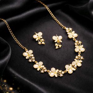 Elegant Pearl &amp; Crystal Necklace Set