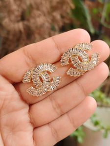 Elegant CC Stud Earrings Big size