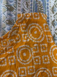 Yellow Printed Sleeveless Kurta