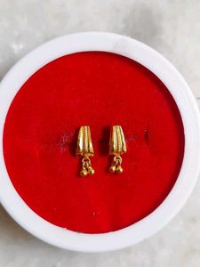 Elegant Gold earrings ✨️
